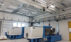 Laufkran Zwischenbau mit Elektrokettenzug in Produktionsbetrieb