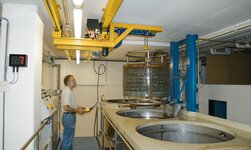 Elektrokettenzug gedrängte Bauart senkt Last in Tauchbad