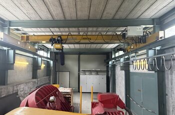 In einem Pumpwerk des ZASE wurde kürzlich ein neuer GIS-Laufkran installiert. Dieser kommt vorwiegend bei Wartungs- und Servicearbeiten zum Einsatz.