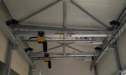 Obergurt-Laufkran mit 2 Kranbrücken Elektrisch betriebenes Kransystem in Montagehalle