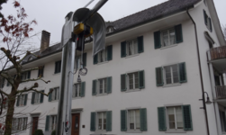 Verzinkter Säulendrehkran für Ausseneinsatz Wettertauglicher Säulendrehkran mit rostbeständigem Ausleger